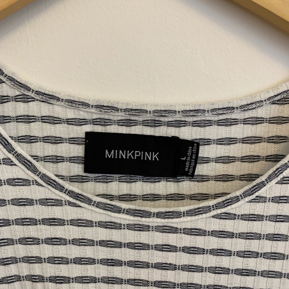 **SOLD** MINKPINK T shirt Dress - Picture 2 of 5